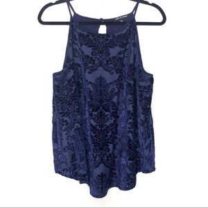 Cable & Gauge Blue Velvet Detail Top Sz L